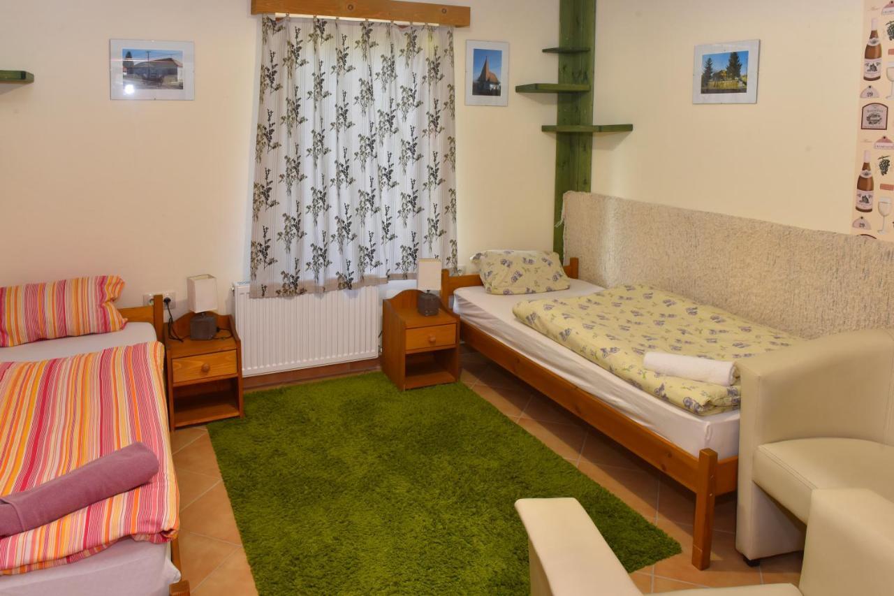 Szegi Nyakiglab Villa מראה חיצוני תמונה